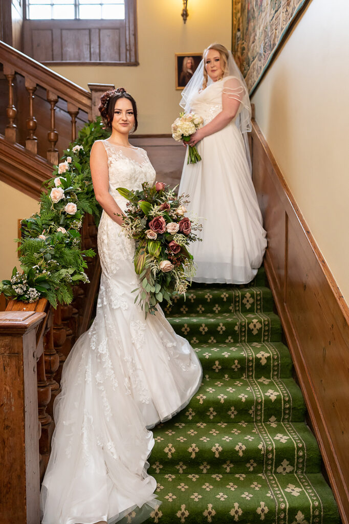 1pm: Photos & First Looks